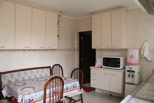 Cozinha de casa à venda com 5 quartos, 150m² em Vila Graciosa, São Paulo