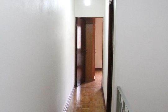 Corredor de casa à venda com 5 quartos, 150m² em Vila Graciosa, São Paulo