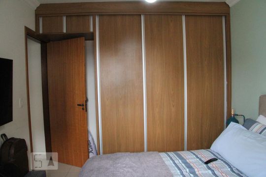 Quarto Superior de casa à venda com 5 quartos, 150m² em Vila Graciosa, São Paulo