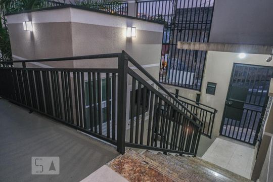 Entrada de casa de condomínio para alugar com 2 quartos, 52m² em Vila Celeste, São Paulo