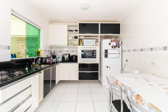 Cozinha de casa de condomínio para alugar com 3 quartos, 110m² em Vila Medeiros, São Paulo
