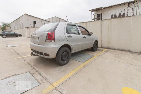 Garagem de apartamento à venda com 2 quartos, 47m² em Sarandi, Porto Alegre