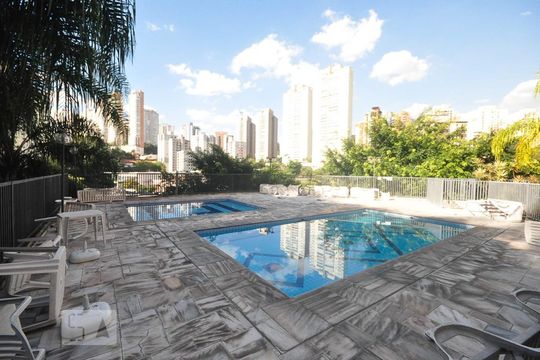 Piscina de apartamento para alugar com 3 quartos, 72m² em Vila Andrade, São Paulo