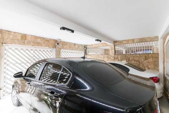 Garagem de casa à venda com 3 quartos, 195m² em Vila Rosália, Guarulhos