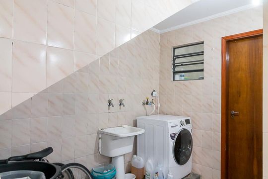 Área de serviço de casa à venda com 3 quartos, 195m² em Vila Rosália, Guarulhos