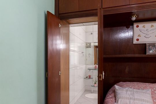 Banheiro quarto 3 suíte de casa à venda com 3 quartos, 195m² em Vila Rosália, Guarulhos