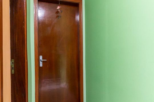 Corredor de casa à venda com 3 quartos, 195m² em Vila Rosália, Guarulhos