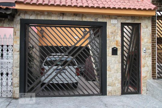 Fachada de casa à venda com 4 quartos, 208m² em Vila Alpina, São Paulo