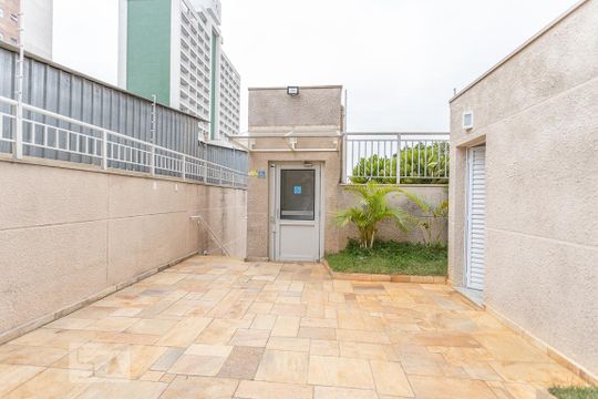 Área Comum - Elevador Acessível de apartamento à venda com 2 quartos, 62m² em Lapa, São Paulo