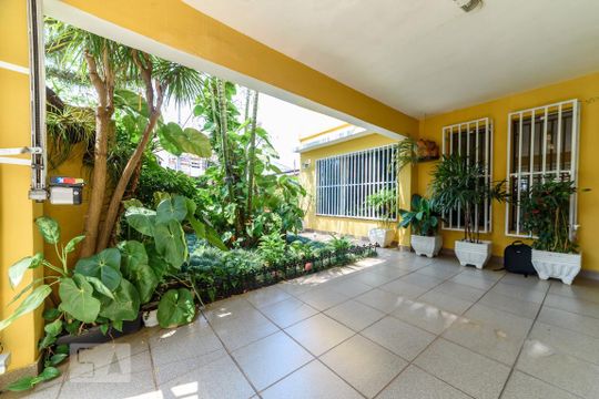 Garagem de casa à venda com 3 quartos, 198m² em Rudge Ramos, São Bernardo do Campo