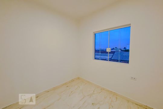 Quarto 2 de apartamento para alugar com 2 quartos, 40m² em Cidade Mãe do Céu, São Paulo