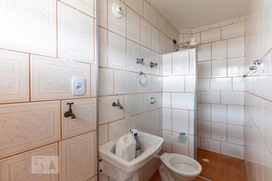 Banheiro/Área de serviço de apartamento para alugar com 1 quarto, 35m² em Sé, São Paulo