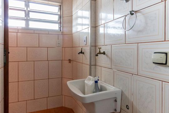 Banheiro/Área de serviço de apartamento para alugar com 1 quarto, 35m² em Sé, São Paulo