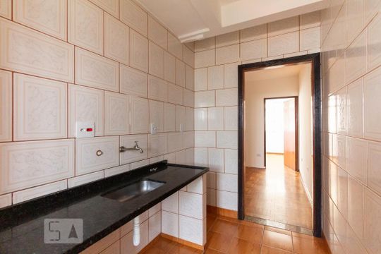 Cozinha de apartamento para alugar com 1 quarto, 35m² em Sé, São Paulo