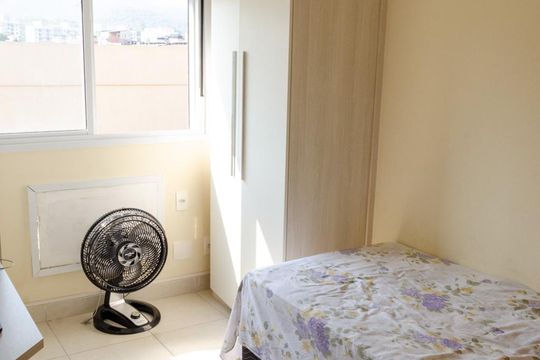 Quarto 1 de apartamento à venda com 2 quartos, 54m² em Anil, Rio de Janeiro
