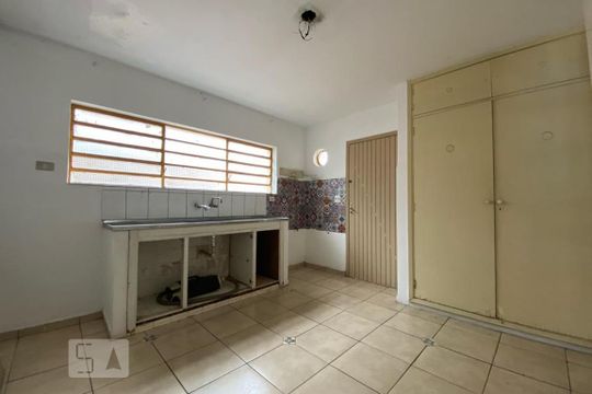 Cozinha de casa à venda com 2 quartos, 129m² em Vila Sônia, São Paulo