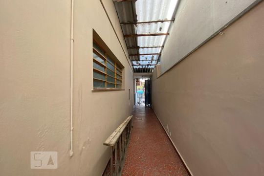 Corredor de casa à venda com 2 quartos, 129m² em Vila Sônia, São Paulo