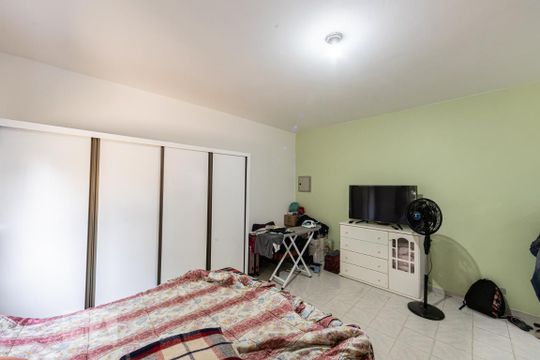 Quarto de casa para alugar com 1 quarto, 100m² em Vila Nova Manchester, São Paulo
