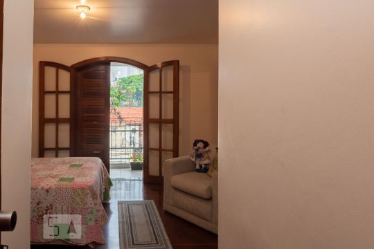 Suíte 1 de casa à venda com 4 quartos, 433m² em Planalto Paulista, São Paulo