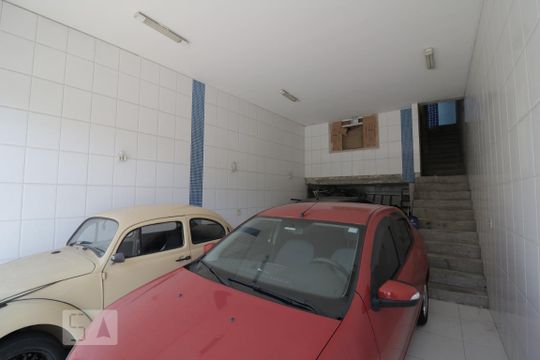 Garagem de casa para alugar com 3 quartos, 300m² em Vila Mafra, São Paulo