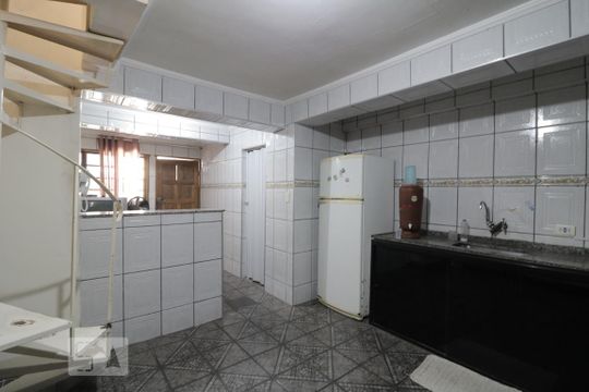 Cozinha  de casa para alugar com 3 quartos, 300m² em Vila Mafra, São Paulo