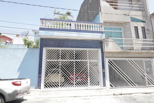Fachada de casa para alugar com 3 quartos, 300m² em Vila Mafra, São Paulo