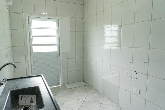 Cozinha de casa para alugar com 1 quarto, 52m² em Parque das Cigarreiras, Taboão da Serra