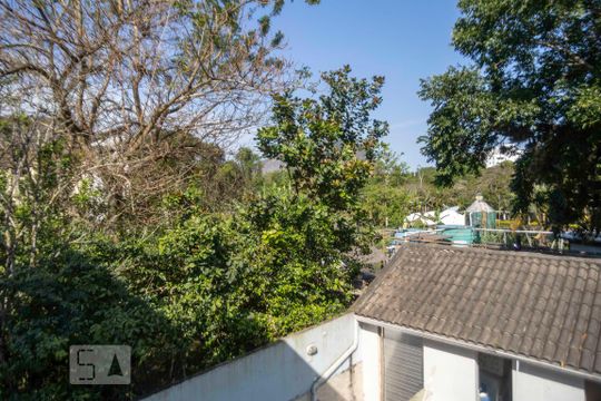 Vista Suite 1 de casa de condomínio à venda com 4 quartos, 500m² em Vargem Pequena, Rio de Janeiro