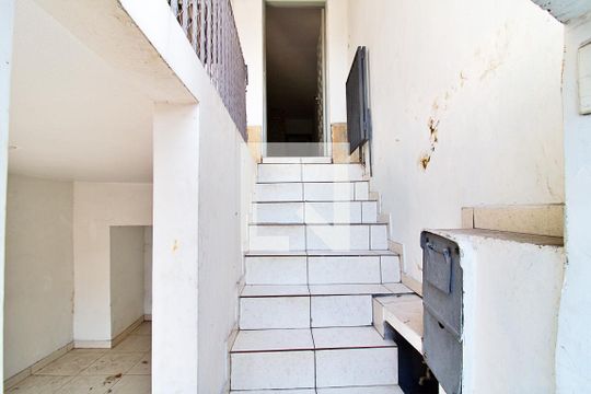 Acesso de casa para alugar com 2 quartos, 98m² em Vila Morumbi, São Paulo
