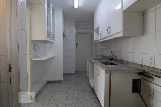 Cozinha de apartamento à venda com 3 quartos, 93m² em Chácara Santo Antônio (zona Sul), São Paulo