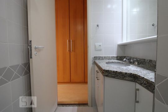 Banheiro da Suíte de apartamento à venda com 3 quartos, 93m² em Chácara Santo Antônio (zona Sul), São Paulo