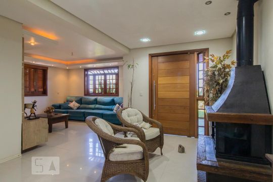 Sala de casa à venda com 5 quartos, 230m² em Canudos, Novo Hamburgo