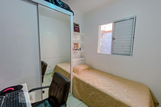 Quarto de casa à venda com 2 quartos, 45m² em Vila Esperança, São Paulo