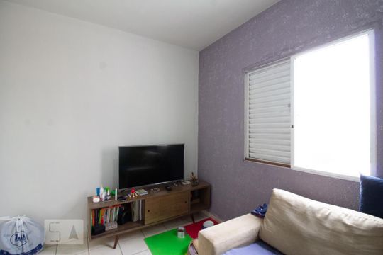 Quarto 2 de apartamento para alugar com 2 quartos, 55m² em Vila Galvão, Guarulhos