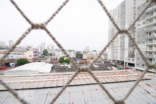 Vista do Quarto 1 de apartamento para alugar com 2 quartos, 55m² em Vila Galvão, Guarulhos