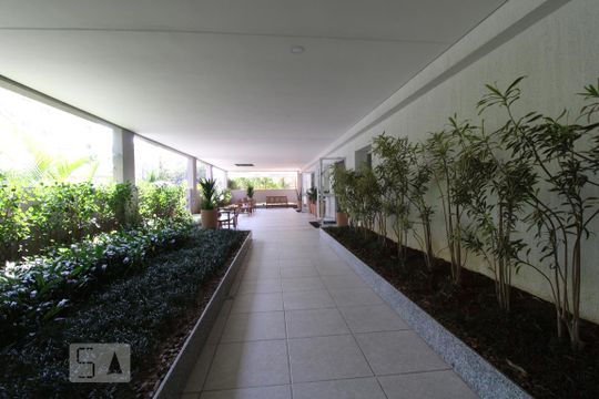 Área comum de apartamento para alugar com 1 quarto, 35m² em Campo Belo, São Paulo