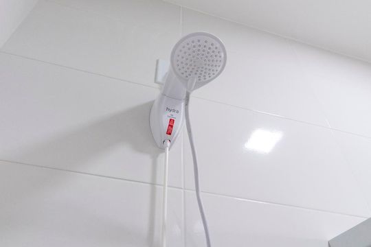 Banheiro de apartamento para alugar com 1 quarto, 33m² em Saco dos Limões, Florianópolis