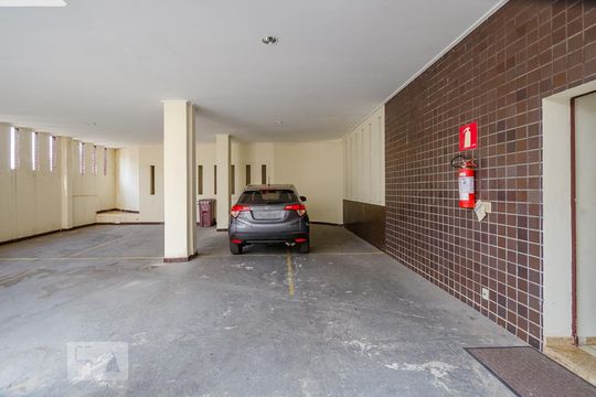 Garagem de apartamento à venda com 4 quartos, 250m² em Buritis, Belo Horizonte