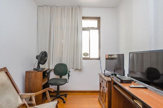 Quarto 3 de apartamento à venda com 4 quartos, 250m² em Buritis, Belo Horizonte