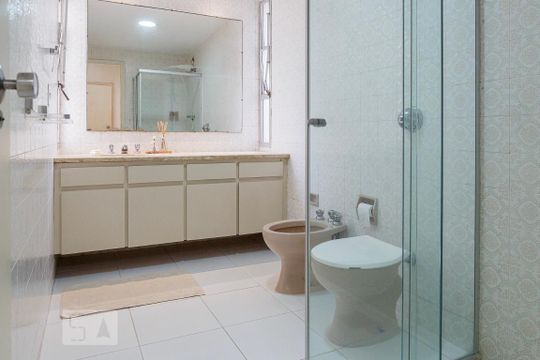 Banheiro 1 de apartamento à venda com 3 quartos, 147m² em Paraíso, São Paulo
