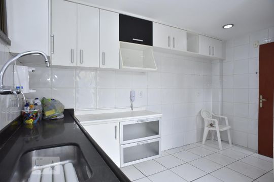 Cozinha de casa de condomínio à venda com 4 quartos, 255m² em Freguesia de Jacarepaguá, Rio de Janeiro