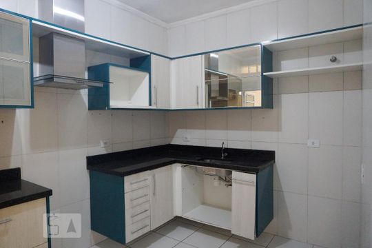 Cozinha de casa de condomínio à venda com 3 quartos, 65m² em Vila Pierina, São Paulo