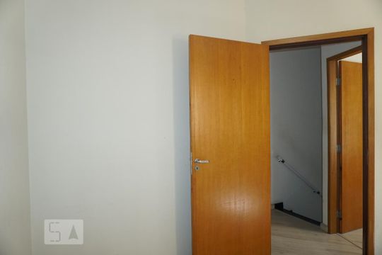 Quarto 2 de casa de condomínio à venda com 3 quartos, 65m² em Vila Pierina, São Paulo