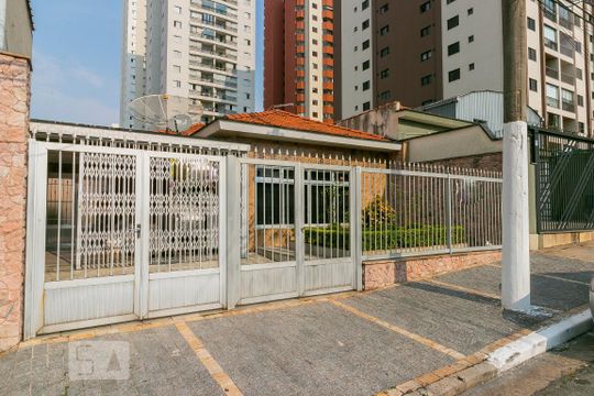 Fachada de casa à venda com 5 quartos, 500m² em Vila Regente Feijó, São Paulo