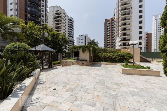 Área comum de apartamento à venda com 3 quartos, 300m² em Tatuapé, São Paulo