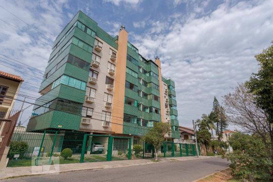 Fachada de apartamento à venda com 3 quartos, 279m² em Vila Ipiranga, Porto Alegre