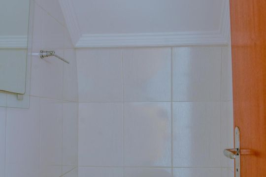 Lavabo de casa à venda com 2 quartos, 80m² em Vila Pereira Barreto, São Paulo