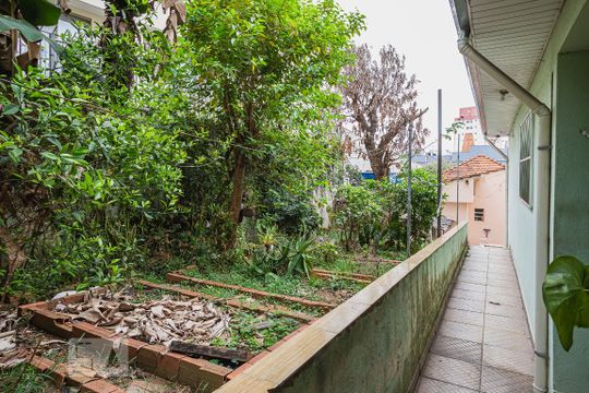 Casa 03 - Jardim de casa à venda com 3 quartos, 400m² em Barcelona, São Caetano do Sul