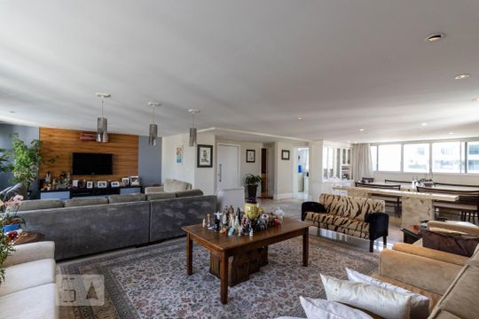 Apartamento à venda com 4 quartos, 268m² em Itaim Bibi, São Paulo
