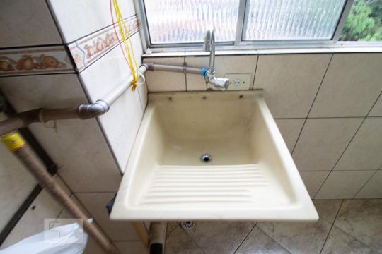 Detalhe Área de Serviço de apartamento para alugar com 2 quartos, 60m² em Jardim Iporanga, Guarulhos